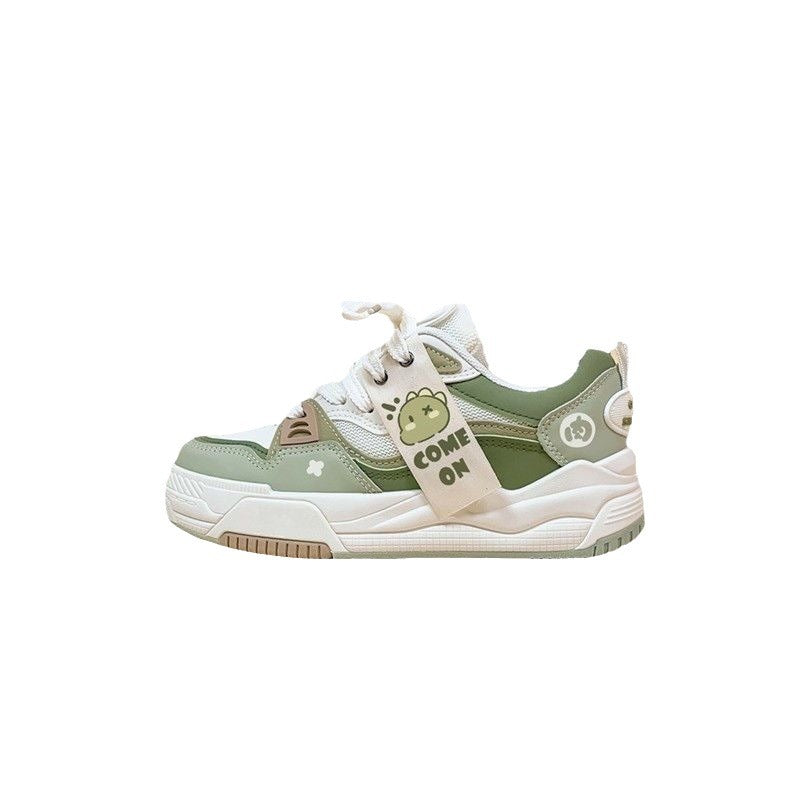 Women Sporting Sneakers with Trendy Design and Flexible Sole Mune Fashion