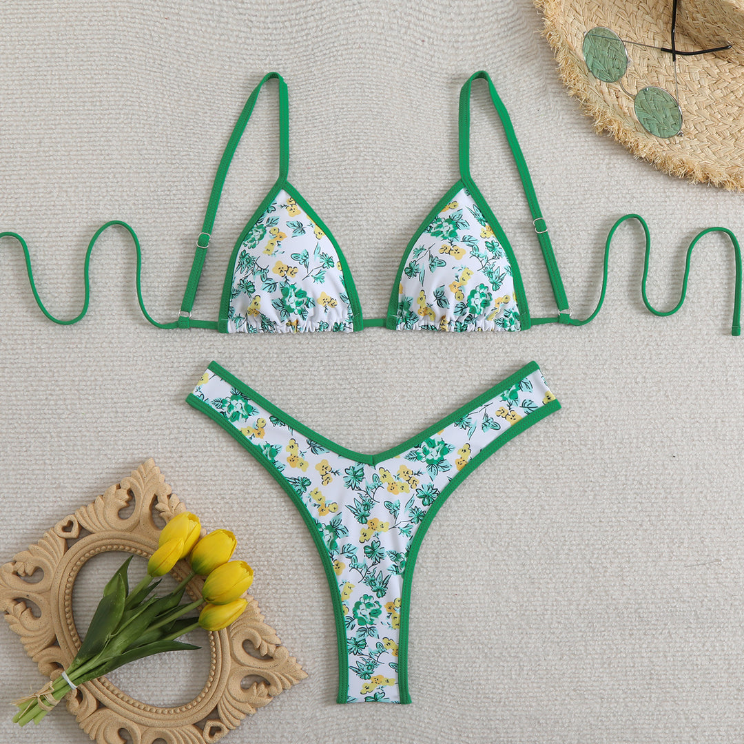 Women's triangle bikini with floral design and adjustable straps Mune Fashion