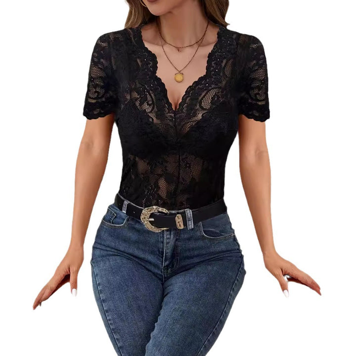 Women nan figure-hugging lace body with deep neckline and short sleeves Mune Fashion