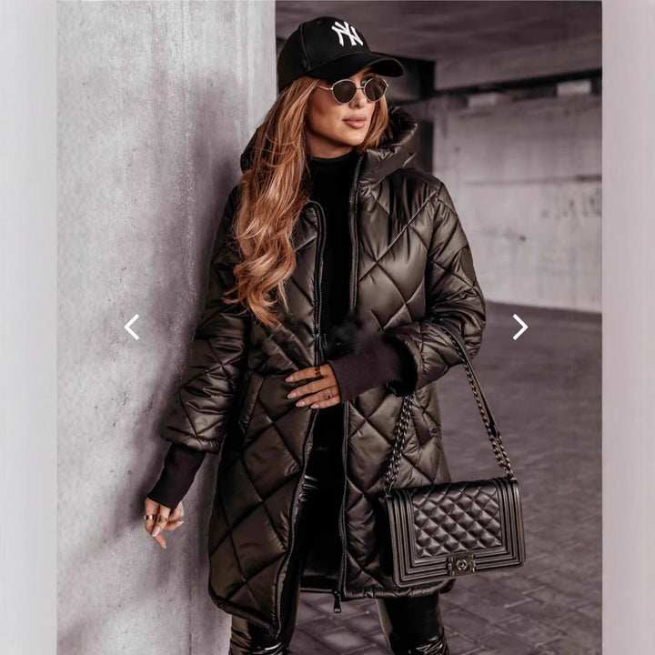 Women's Casual Quilted Jacket with Hood and Practical Pockets Mune