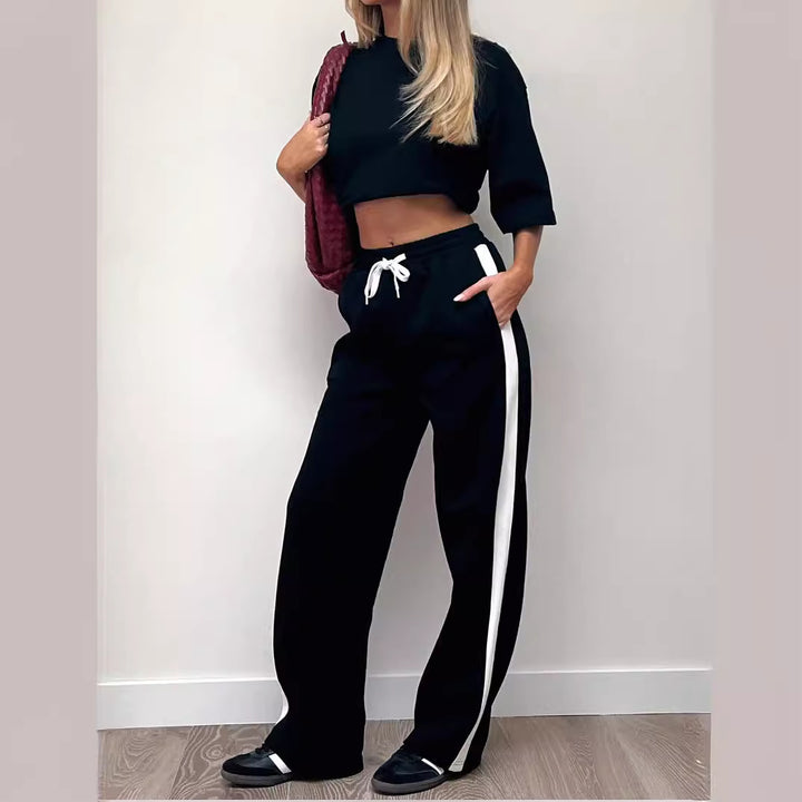 Women's Wide High-Waist Jogging Pants with Side Contrast Stripe and Pockets