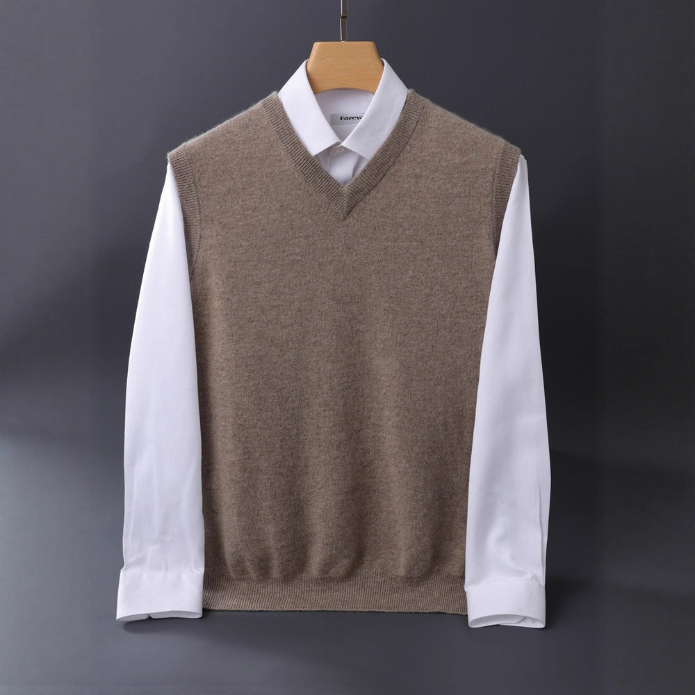 Men's Fine V-Neck Knit Vest Made of Merino Blend with Ribbed Hem Mune Fashion