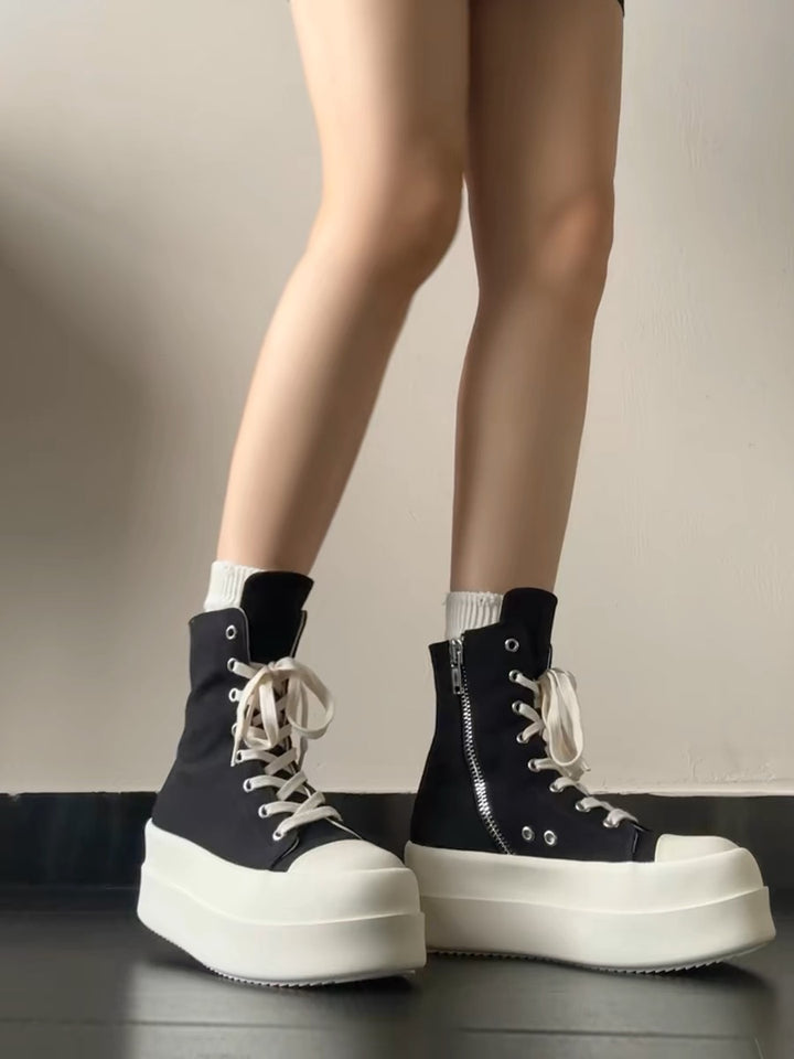 Women’s platform boots with elevated rubber platform, high shaft and reinforced toe cap Mune Fashion