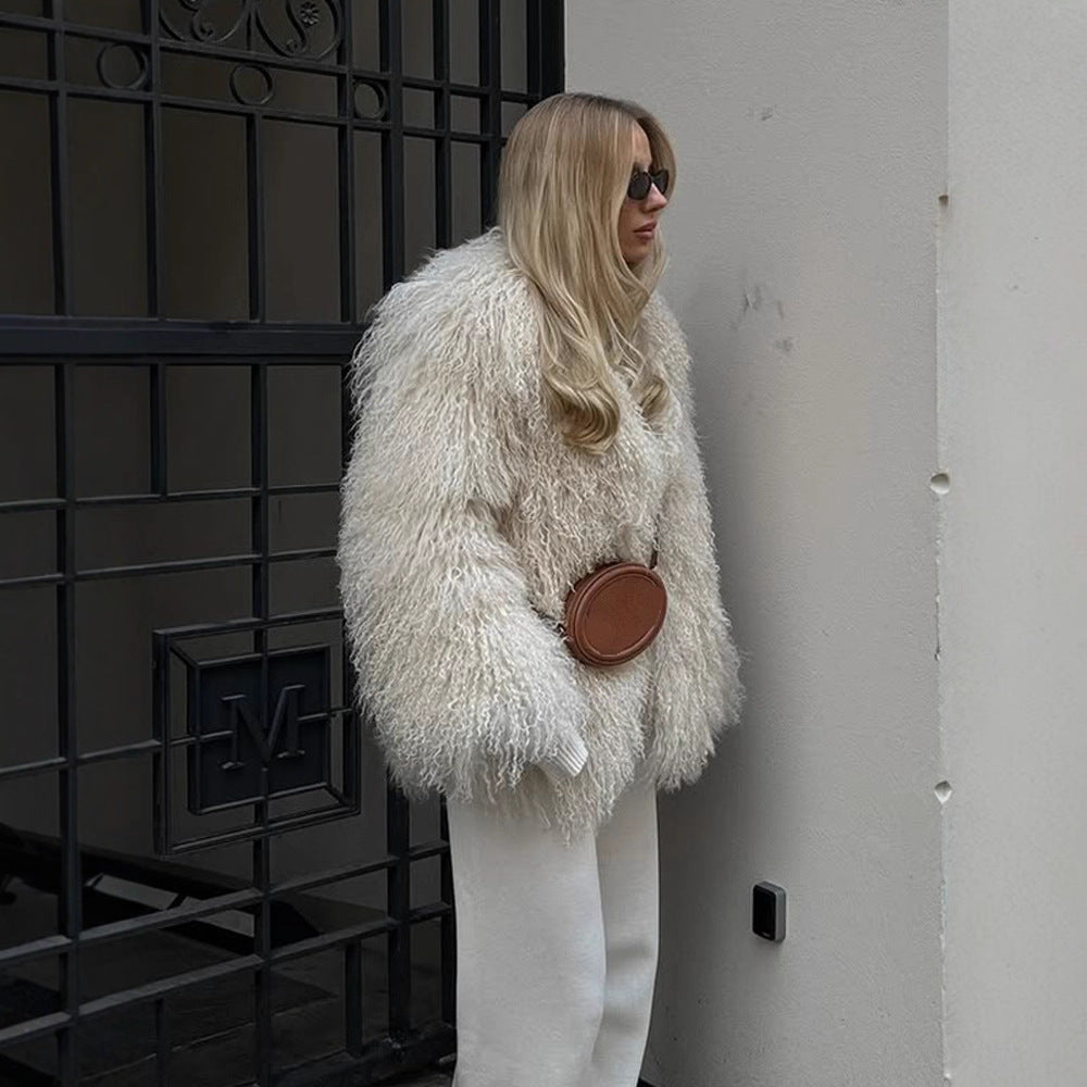 Women's short jacket made of voluminous lambskin imitation with curly structure Mune Fashion