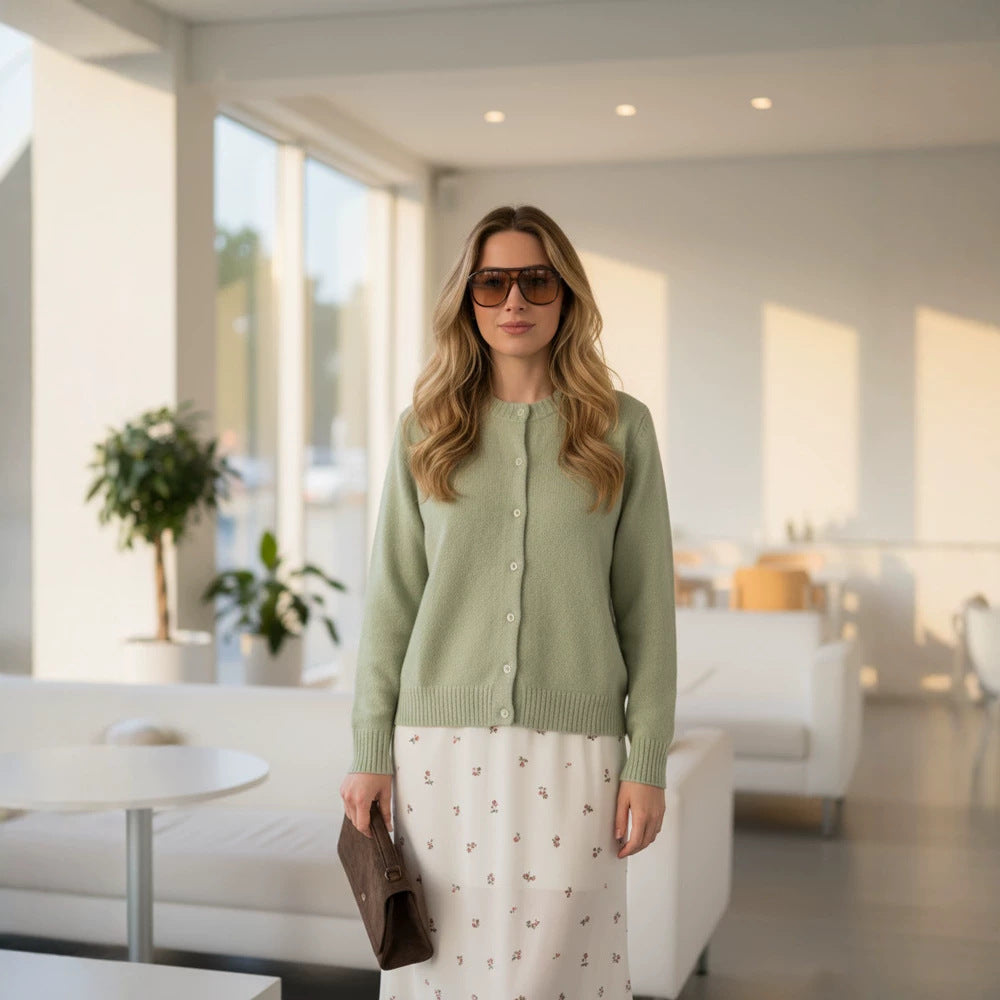 Women's fine-knit cardigan with round neck, continuous button placket & ribbed cuffs Mune Fashion