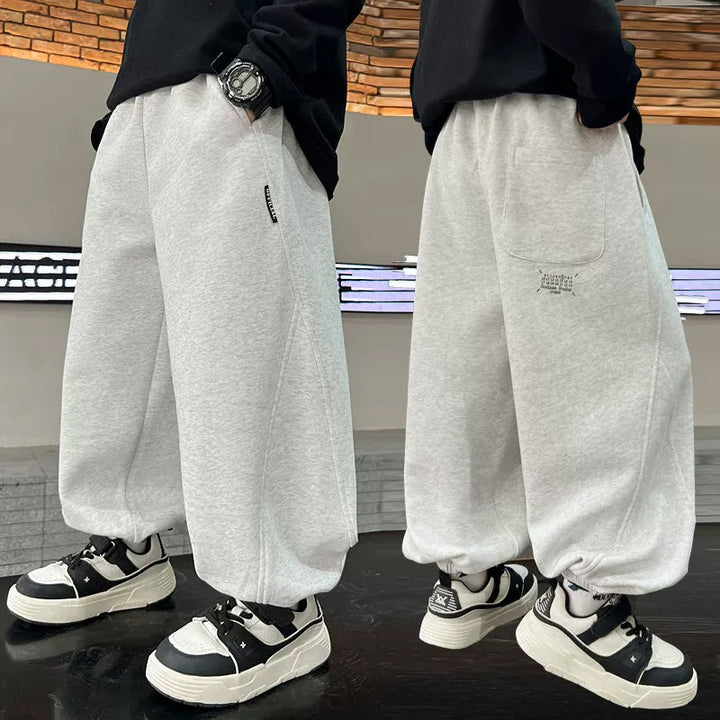 Unisex wide jogging pants with elastic waistband Mune Fashion