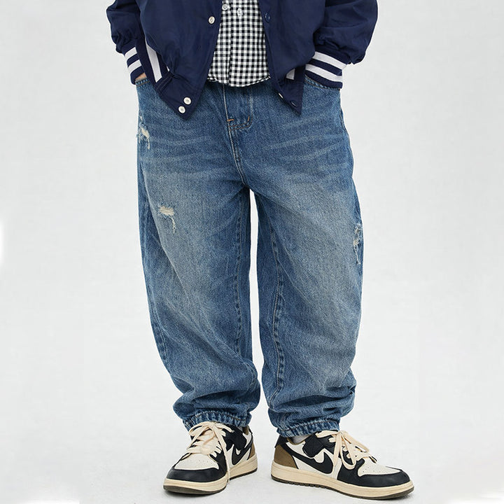 Men's Casual Relaxed-Fit Jeans with Fashionable Distressed Areas Mune Fashion