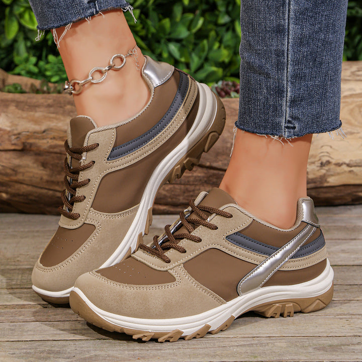 Damen Plateau-Sneaker mit robuster Profilsohle und gepolstertem Komfortfußbett Mune Fashion