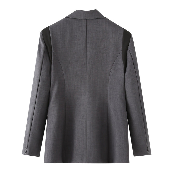 Women's oversized blazer with contrasting lapel, single-button placket, and flap pockets Mune Fashion