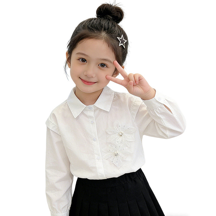 Girl's elegant blouse with floral appliqués Mune Fashion