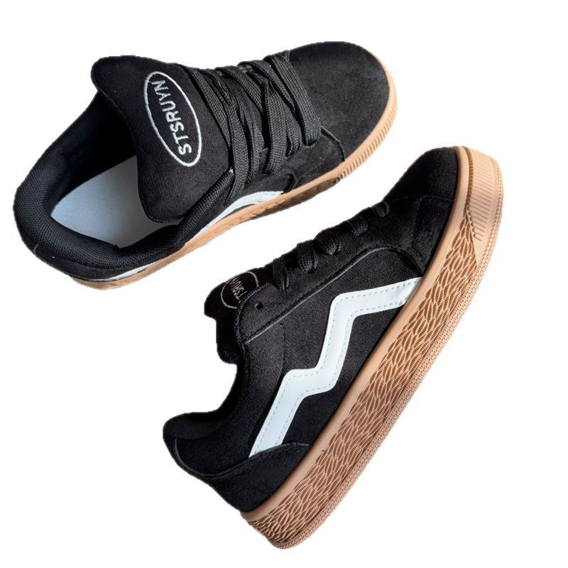 Women's sporty sneakers with high-quality suede and non-slip sole Mune Fashion