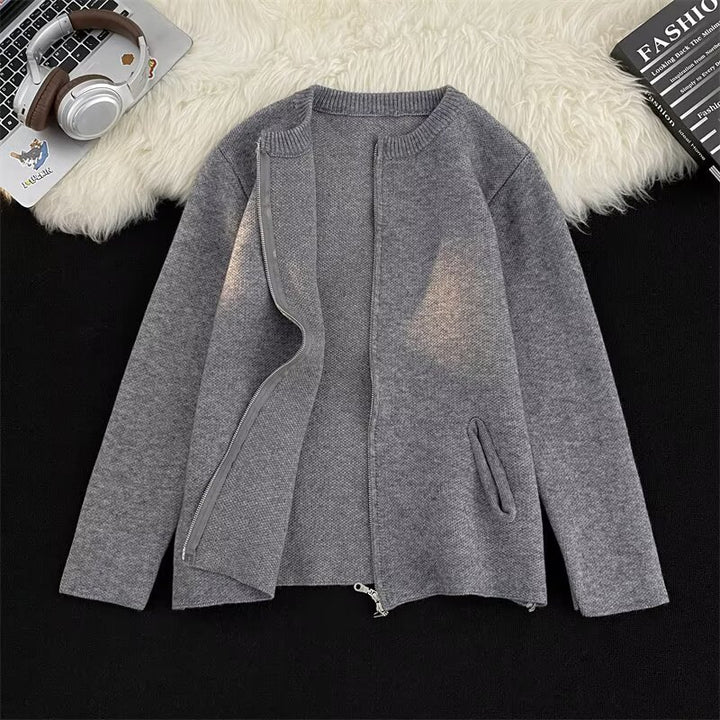 Women's short fine knit cardigan with full zip and side pockets Mune Fashion