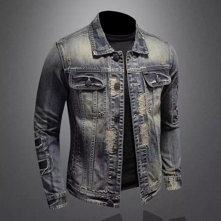 Men's vintage jeans jacket with used effects, destroyed details, and applied chest pockets Mune Fashion