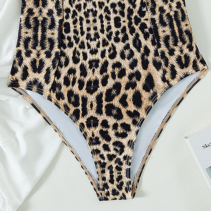 Women's One-Piece Swimsuit with Trendy Leopard Print and Push-Up Function Mune Fashion