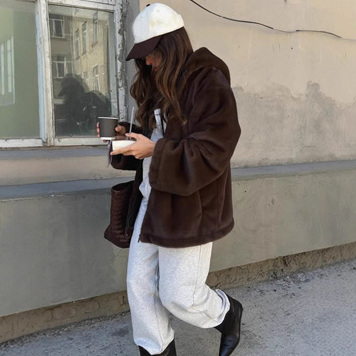 Women's Boxy Short Coat made of vegan Faux Fur with hood, concealed zipper & casual silhouette Mune Fashion