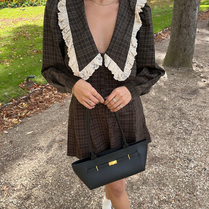 Women Checked Vintage Mini Dress with Oversized Lace Collar and Tailored A-Line Mune Fashion