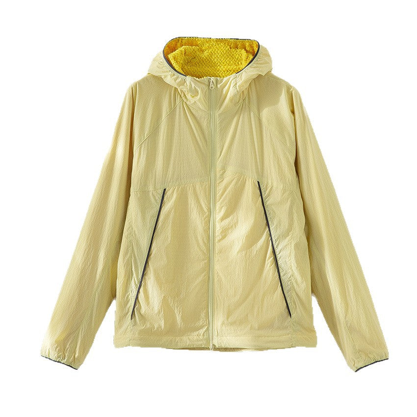 Men's lightweight wind and water-resistant hooded jacket with fleece inner lining and front zipper Mune Fashion