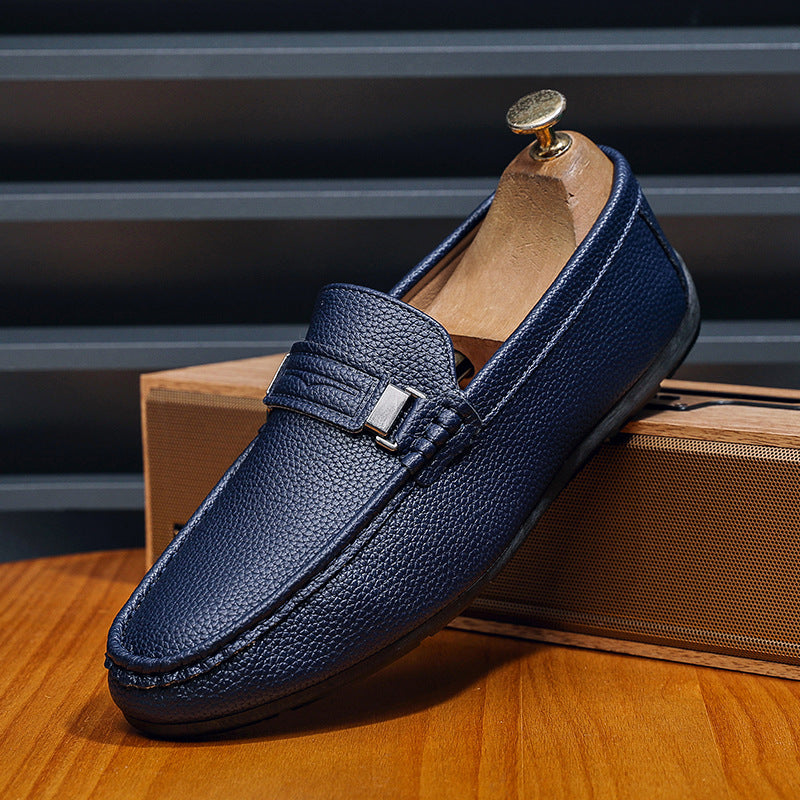 Men's Comfortable Moccasins with Decorative Buckle Closure