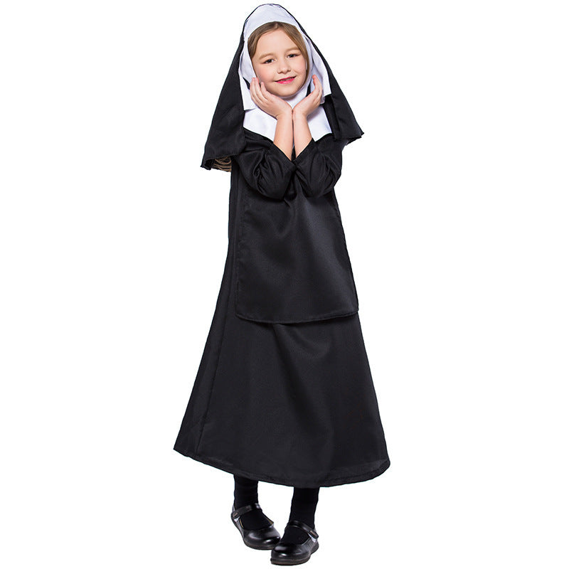 Girls' Nun Costume with Traditional Garment and Elegant Headdress Mune Fashion
