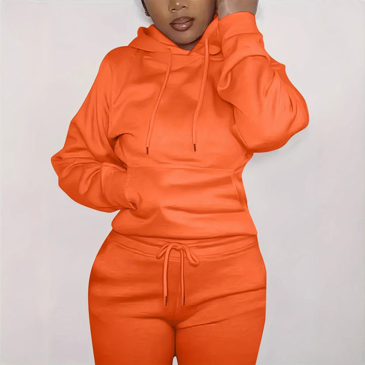 Women’s form-fitting hoodie and pencil skirt set with kangaroo pocket and drawstring Mune Fashion