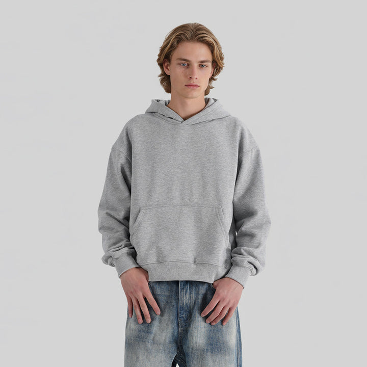 Unisex hoodie made of soft cotton fleece with kangaroo pocket and shortened silhouette Mune Fashion
