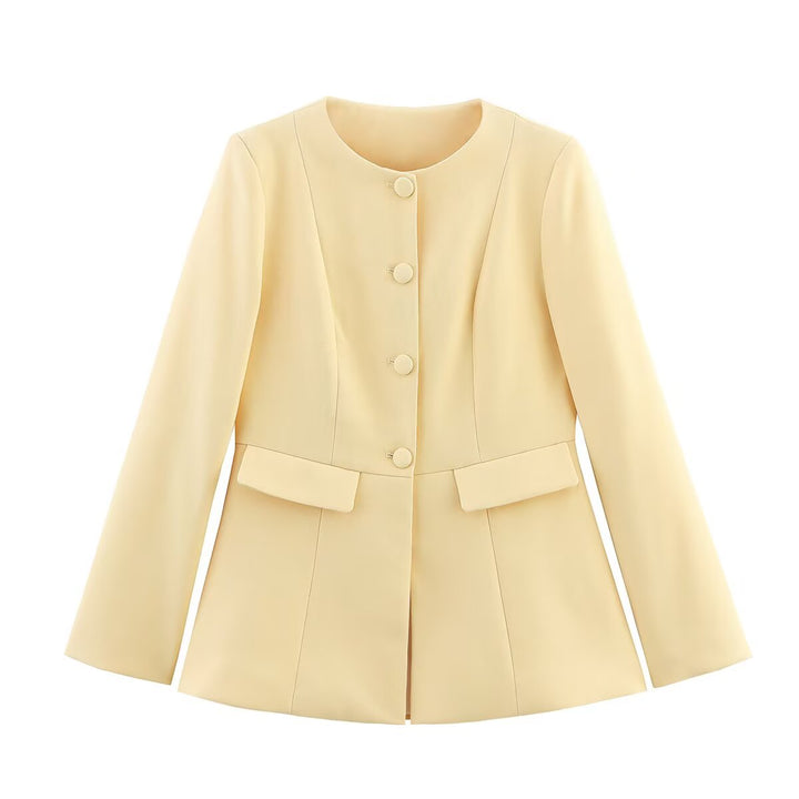 Women's tailored button blazer with round neckline and faux flap pockets Mune Fashion