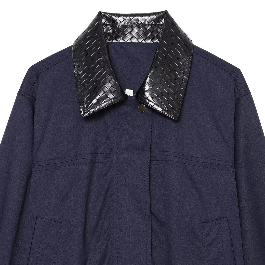 Women's short bomber-style jacket with contrasting embossed faux leather collar Mune Fashion