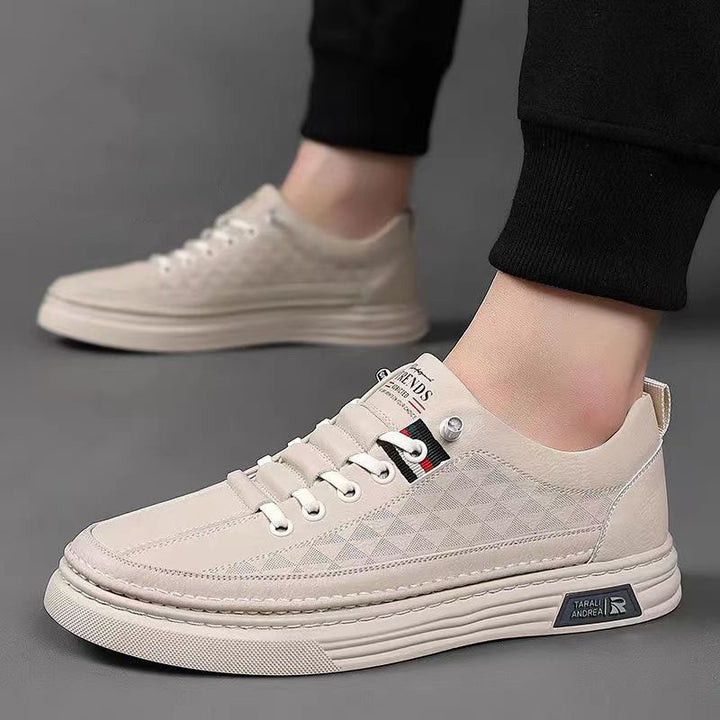 Men's Low-Top Sneaker with Quilted Diamond Design and Thick Rubber Sole Mune Fashion