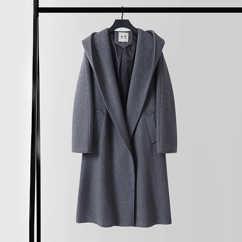 Men's maxi-length hooded coat made of wool blend with tie belt and boxy silhouette Mune Fashion