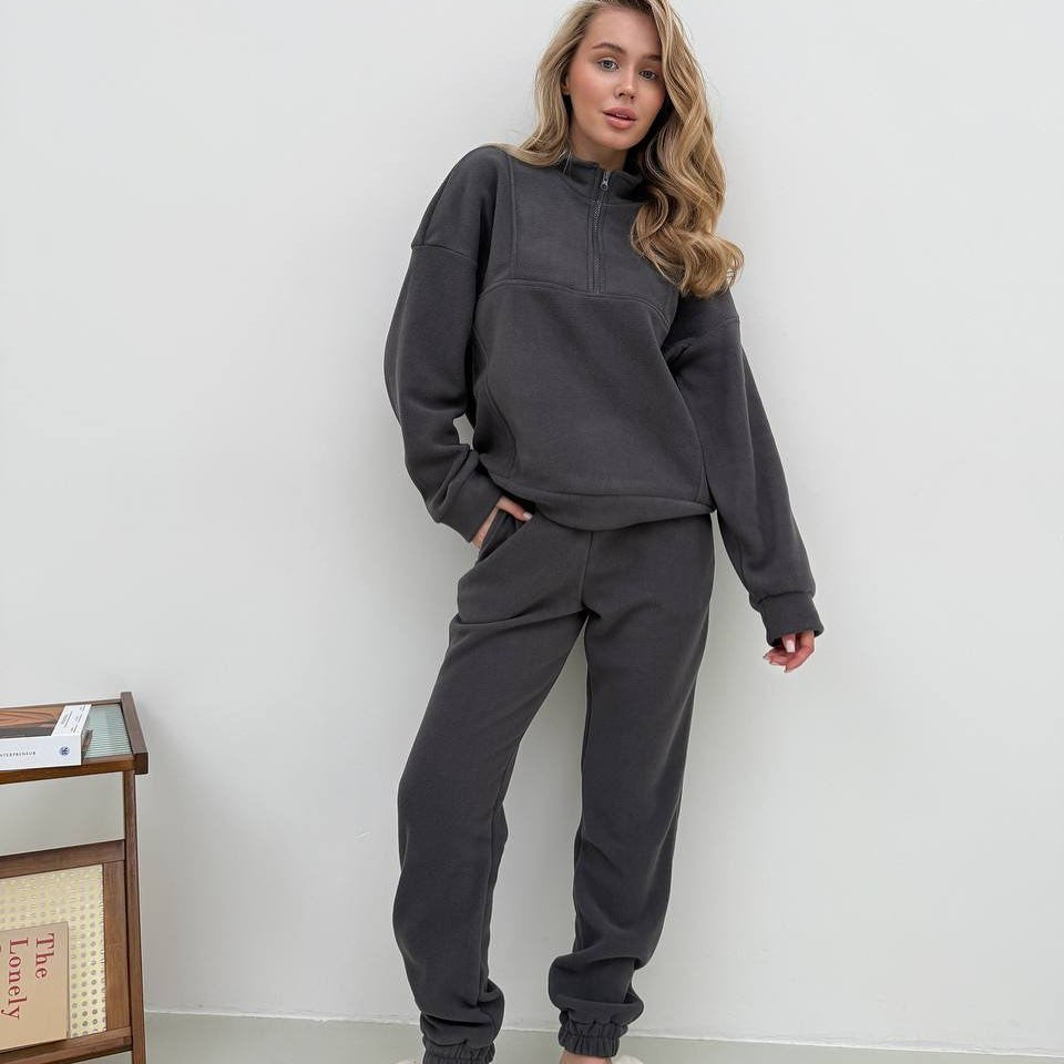 Women's Cozy Fleece Loungewear Set with Half Zipper and Elastic Jogging Pants Mune Fashion