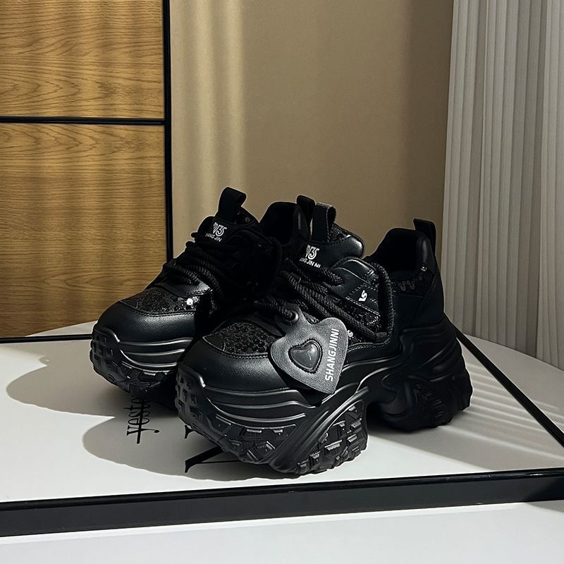 Women Chunky Sneakers with puffy sole and innovative cushioning Mune Fashion
