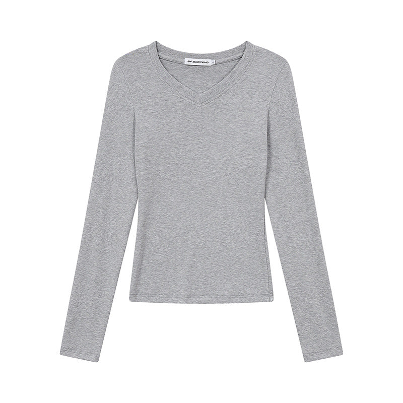 Women's long sleeve shirt with V-neck and fitted slim-fit style