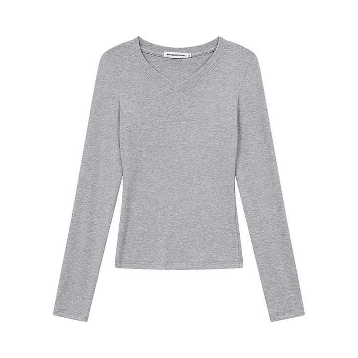 Women's long sleeve shirt with V-neck and fitted slim-fit style