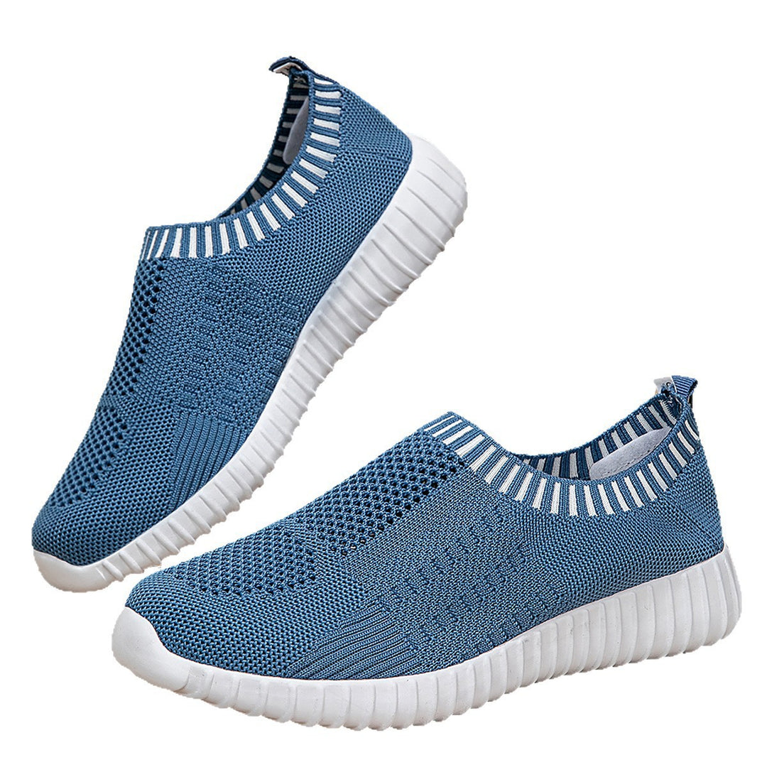 Women’s elastic slip-on comfort sneaker with three-dimensional knit structure and profiled lightweight sole Mune Fashion