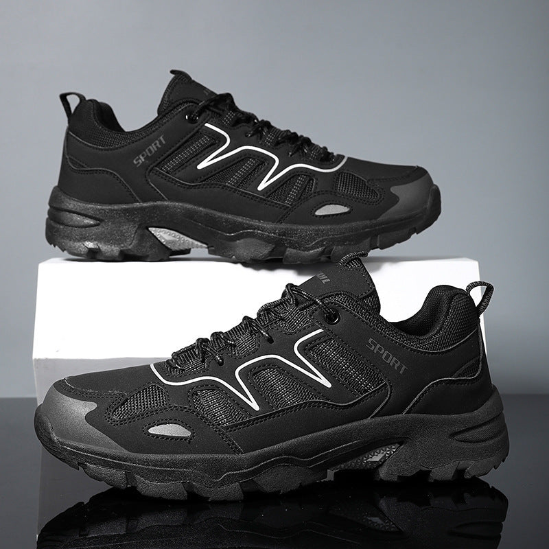 Men's rugged outdoor sneaker with grippy multi-terrain profile sole and padded comfort collar Mune Fashion