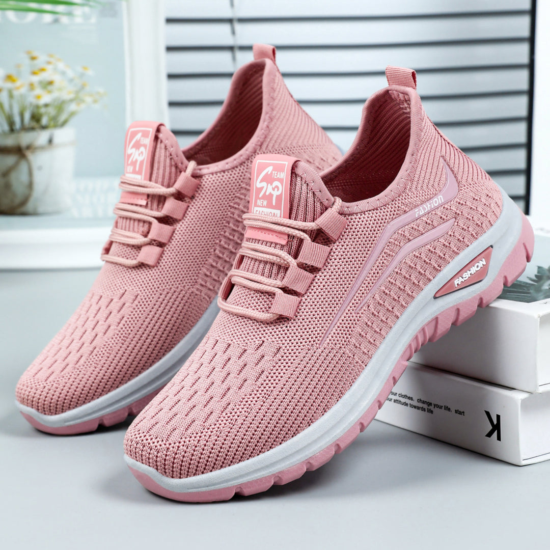 Women's lightweight breathable knitted sneakers with cushioning comfort sole Mune Fashion