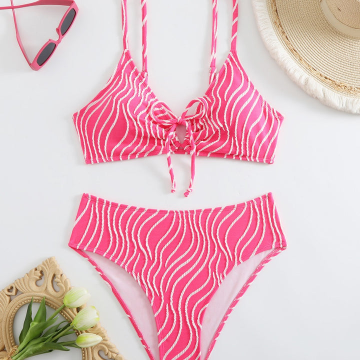 Women's Triangle Bikini with Playful Wave Pattern Mune Fashion