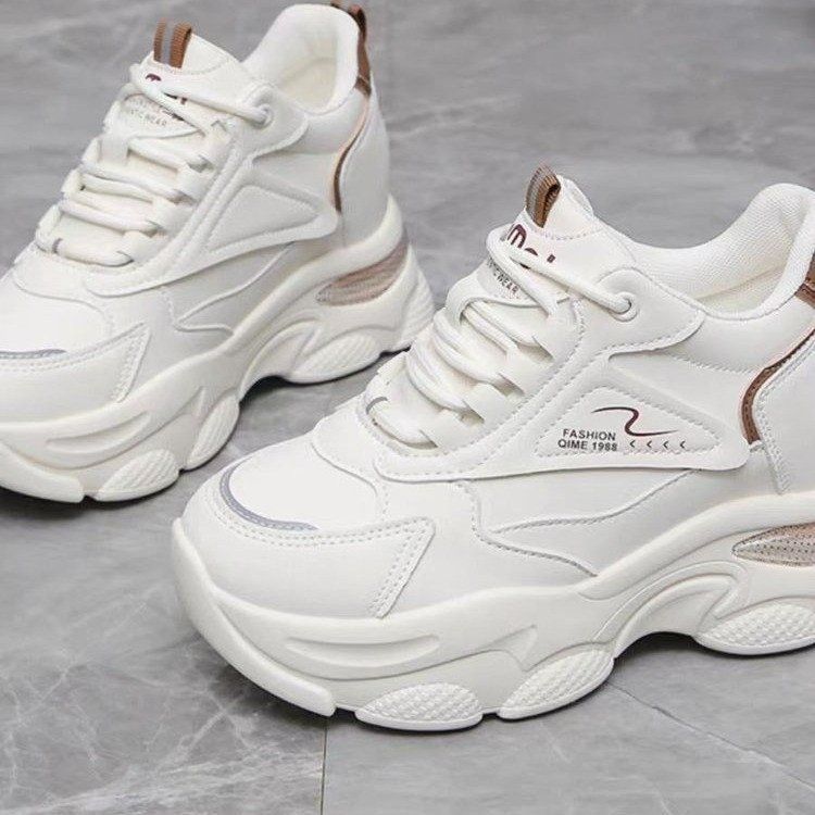 Women's Sporty Chunky Sneakers with Breathable Upper Material and Anti-Slip Sole Mune Fashion