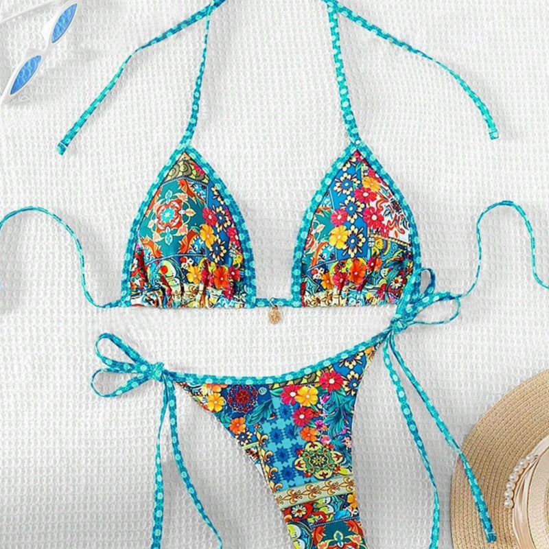 Women's triangle bikini with floral design and adjustable straps Mune Fashion