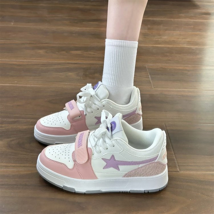 Women Sporty Sneakers with durable upper material and non-slip sole Mune Fashion