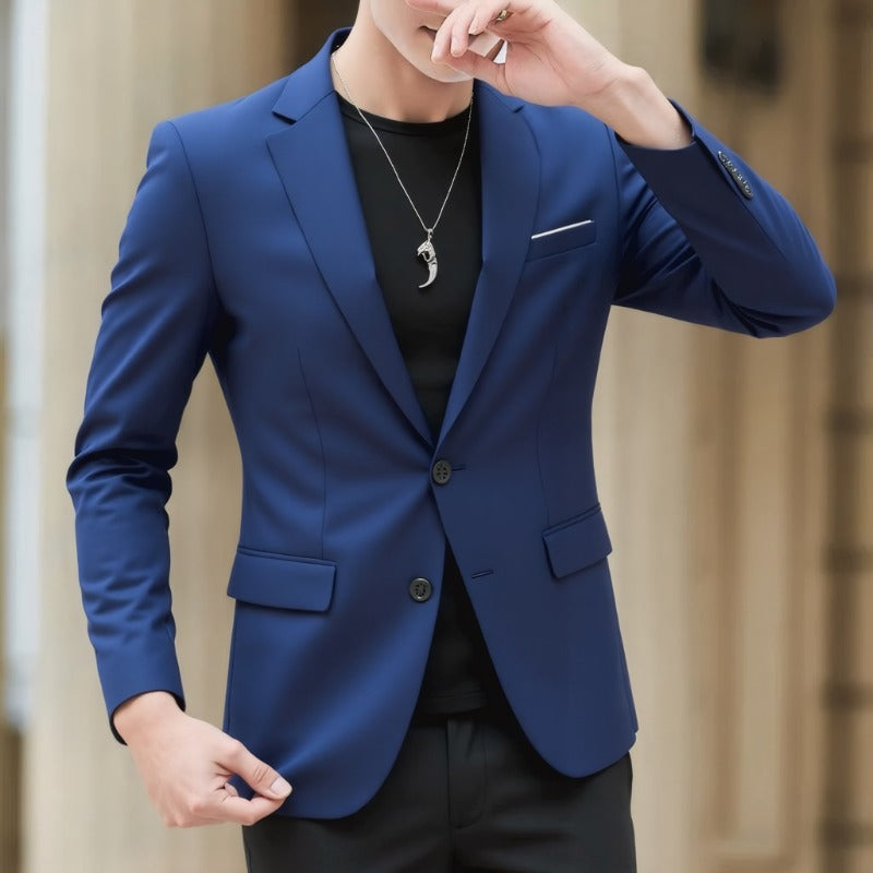 Men's blazer with tailored fit, lightweight stretch quality, and classic button closure Mune Fashion