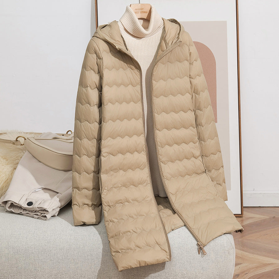 Women's Light Quilted Coat with Hood and Wavy Quilting Mune Fashion