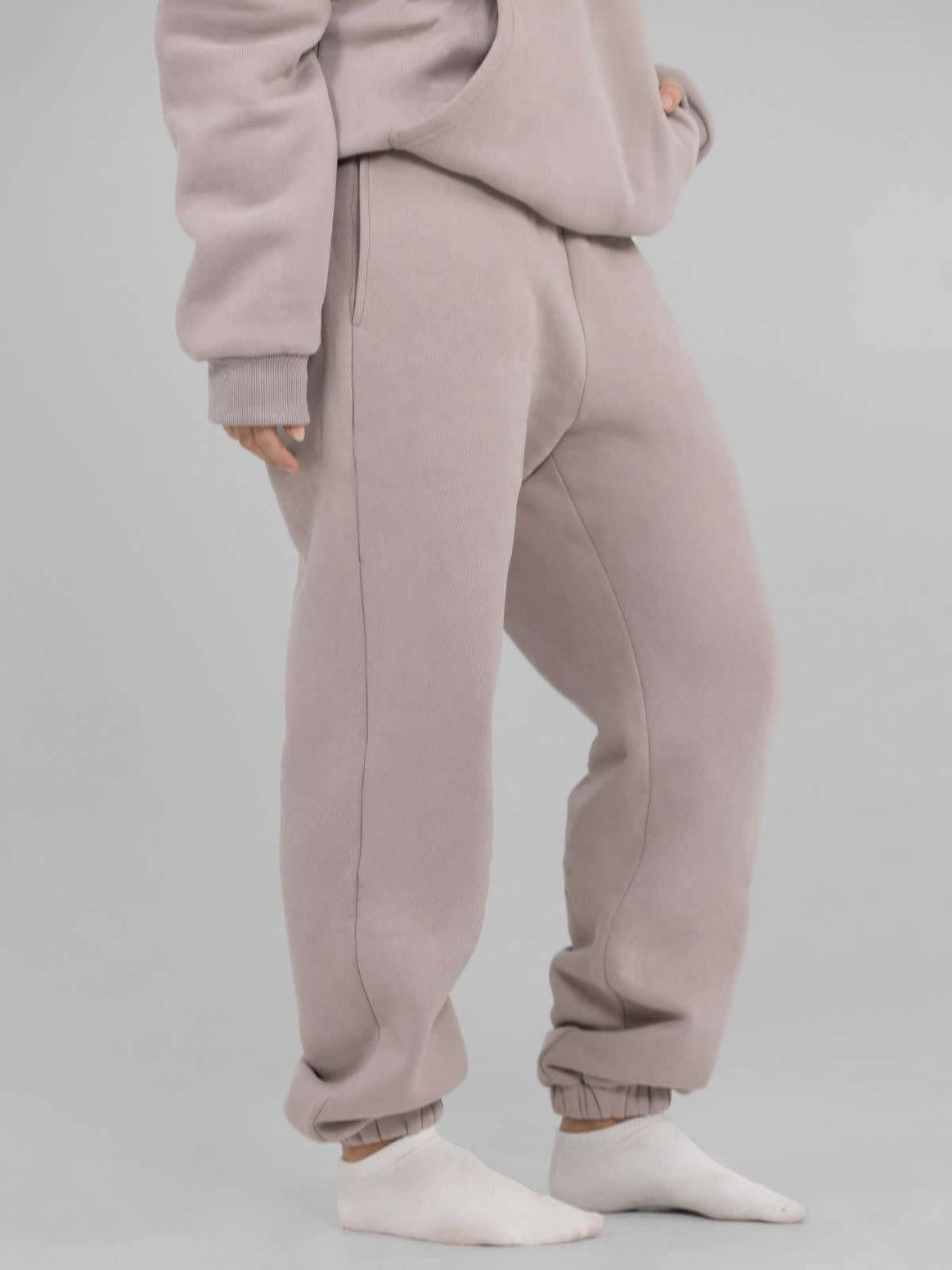 Women's casual sweatpants with high waistband, side pockets and elastic cuffs Mune Fashion