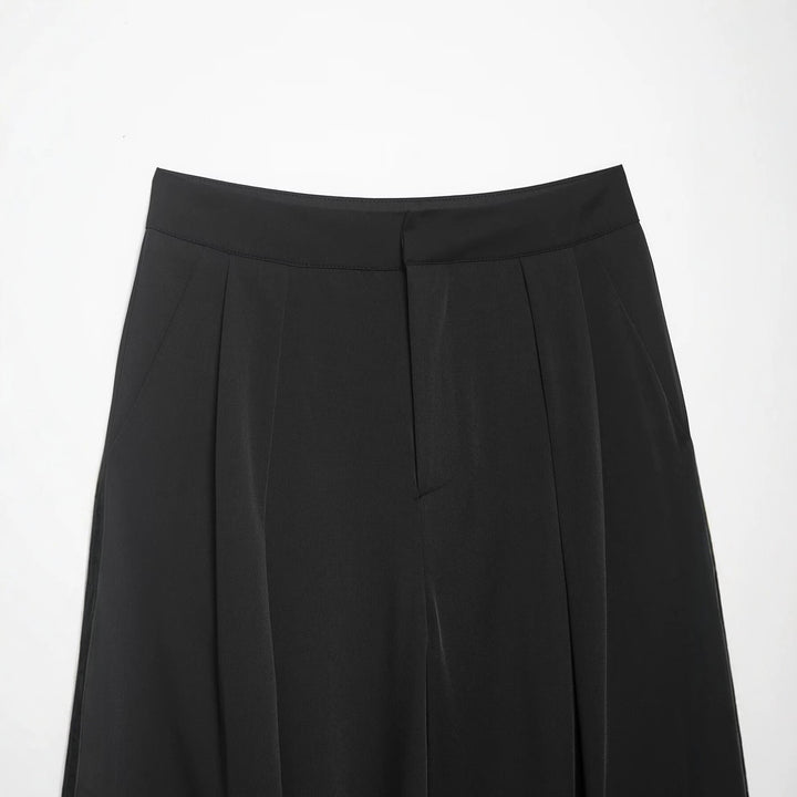 Women Cargo Jogging Pants with Patch Pockets, Pleats and Drawstring Hems Mune Fashion