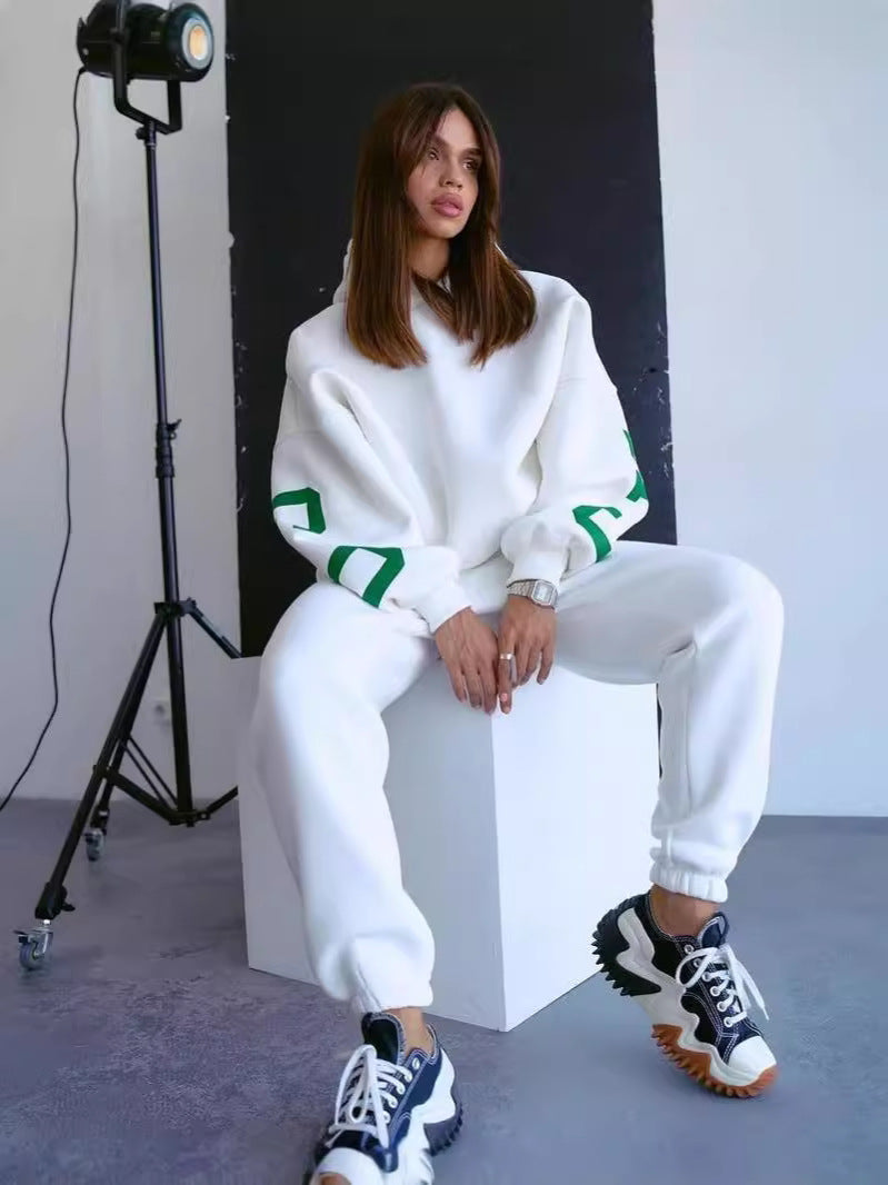 Women's Oversized Hoodie with large block print Mune Fashion