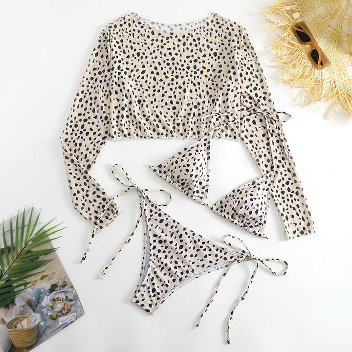 Women's bikini set with long-sleeved mesh top and fashionable details Mune Fashion