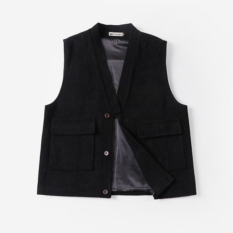 Men's cord waistcoat with V-neck, appliquéd flap pockets, and satin lining Mune Fashion