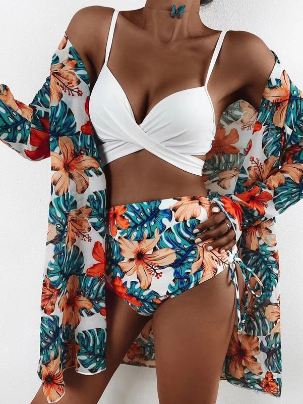 Women's bikini set with floral kimono and high-cut top Mune Fashion