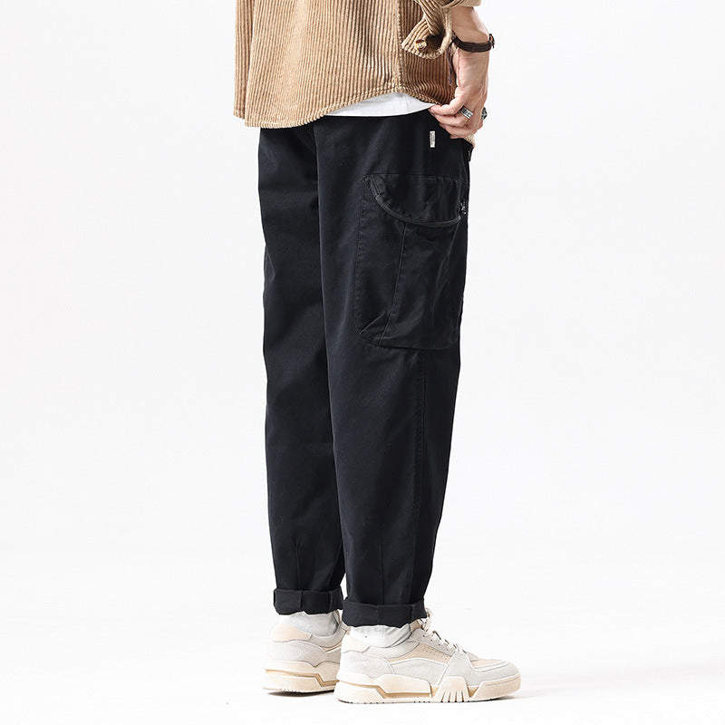 Men's utility cargo pants in relaxed tapered fit with elastic waistband and large flap pockets Drune
