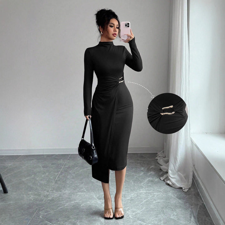 Ladies' figure-hugging midi dress with stand-up collar, waist gathering, and asymmetrical hem Mune Fashion